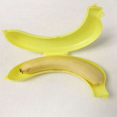 Outdoor Fruit Banana Storage Box 60g Plastic Material
