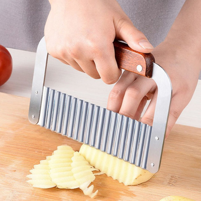 Wavy Crinkle Cutting Chopping Tools Stainless Steel Potato Slicer With Wooden Handle